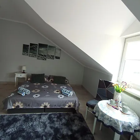 Niyaz Apartment *